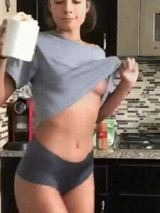Sommer Ray Nip Slip