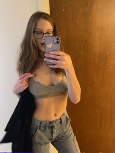 Ultima fuga di foto nude di Lilly Spunk su Onlyfans