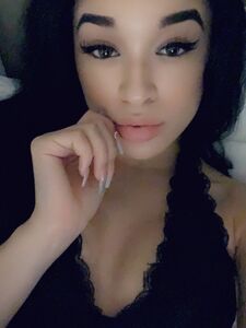 Vazamentos da última foto nua de Mya Monroe no Onlyfans