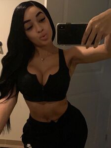 Vazamentos da última foto nua de Mya Monroe no Onlyfans