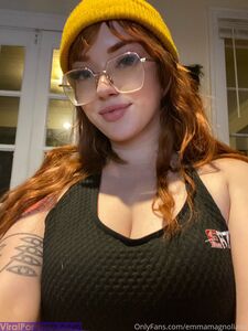 emmamagnoliaxo Onlyfans 最新のヌード写真リーク