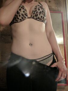 RIESIGE Foto-Leak von frühen RoseThorneQOS-Fotos