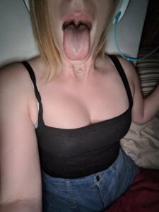 ОГРОМНАЯ утечка фотографий ранних фото RoseThorneQOS