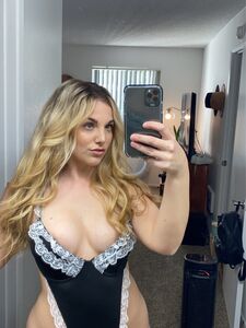 Vazamentos da última foto nua de Haleighcox no Onlyfans