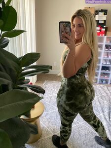 Vazamentos da última foto nua de Haleighcox no Onlyfans