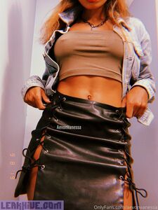 AevonVanessa exclusif OnlyFans nudes fuités