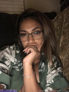 Pumma Santiago'ya özel OnlyFans sızdırılmış nudes