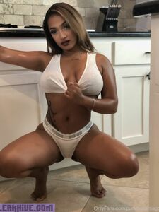 Pumma Santiago'ya özel OnlyFans sızdırılmış nudes