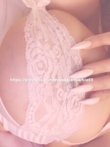 Asian Barbie69 exclusif OnlyFans nudes fuités