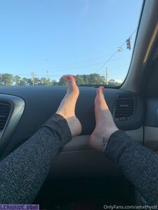 Nus exclusifs d'Amethyst sur OnlyFans fuités