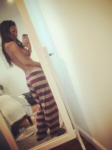 Asa Akira exclusif OnlyFans nus fuités