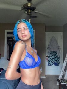 kylienaelyn exclusivo onlyfans desnudos filtrados