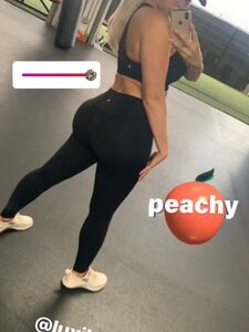 Luxiboo 独家 OnlyFans 泄露的裸体