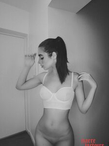 Nacre Victoire exclusivo OnlyFans nudes vazados
