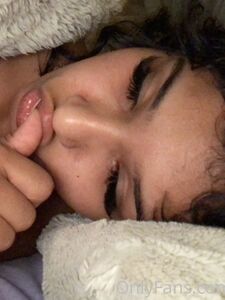 thumbalinaxxx esclusivo onlyfans nudi trapelati
