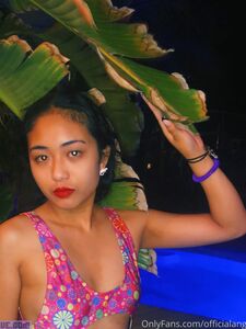 OfficialAngelineX独家OnlyFans泄露的裸照