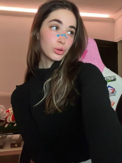 Natalie Roush Douche Nue Seins Et Fesses Taquinage Photos Fuites Onlyfans Payées